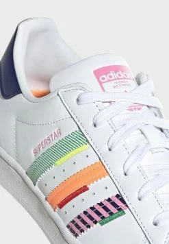 Adidas Originals Trainers - White 15 Adidas Originals Trainers - White -Adidas Originals Shop b05773fce72343238a5f267868a026c6