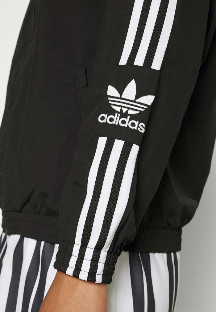 Adidas Originals TRACK - Summer Jacket - Black 8 Adidas Originals TRACK - Summer Jacket - Black - Image 8