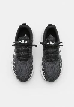 Adidas Originals SWIFT RUN 22 - Trainers - Core Black/footwear White/grey Five 11 Adidas Originals SWIFT RUN 22 - Trainers - Core Black/footwear White/grey Five -Adidas Originals Shop b0f4b281d3654c0dab59994722d20982