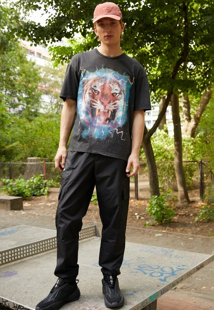 Adidas Originals OZRAH UNISEX - Trainers - Black 3 Adidas Originals OZRAH UNISEX - Trainers - Black - Image 3