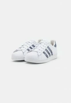 Adidas Originals SUPERSTAR KALEIDOSCOPE DREAM UNISEX - Trainers - Footwear White/steel/gold Metallic 7 Adidas Originals SUPERSTAR KALEIDOSCOPE DREAM UNISEX - Trainers - Footwear White/steel/gold Metallic -Adidas Originals Shop b286971aeeb548749820ef494ed0218e