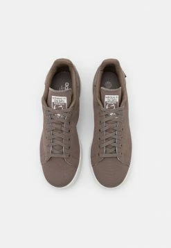 Adidas Originals STAN SMITH UNISEX - Trainers - Simple Brown/crystal White 14 Adidas Originals STAN SMITH UNISEX - Trainers - Simple Brown/crystal White -Adidas Originals Shop b3458d52850c43dc9b94f6dd70a1fcdd