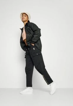 Adidas Originals PANTS - Cargo Trousers - Black -Adidas Originals Shop b3f27f40ed0649958ee5d240a651caac