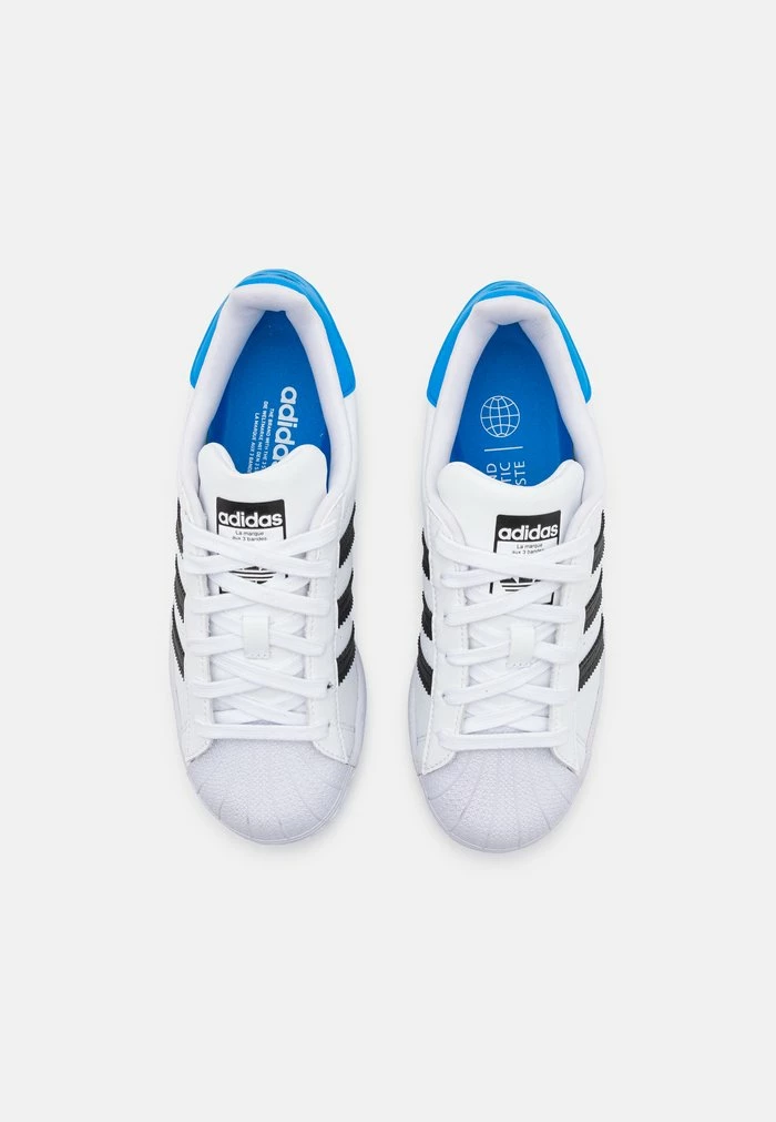 Adidas Originals SUPERSTAR J UNISEX - Trainers - White/black/blue 4 Adidas Originals SUPERSTAR J UNISEX - Trainers - White/black/blue - Image 4