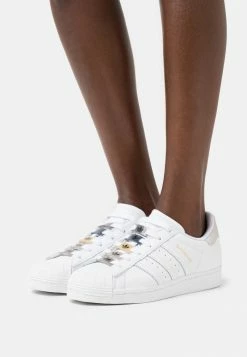 Adidas Originals SUPERSTAR - Trainers - White