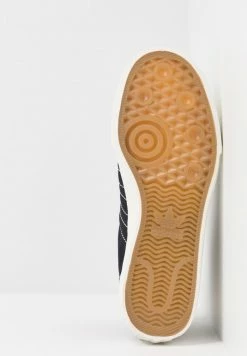 Adidas Originals NIZZA UNISEX - High-top Trainers - Core Black/footwear White/offwhite -Adidas Originals Shop b56e0de9595c4b1cbe7fc1da8e61375a