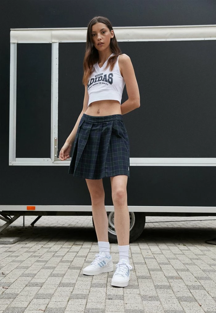 Adidas Originals Top - White 2 Adidas Originals Top - White - Image 2