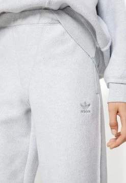 Adidas Originals Tracksuit Bottoms - Light Grey Heather -Adidas Originals Shop b671acc88e764f9f96067e63a362f02f