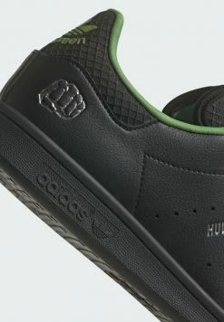 Adidas Originals STAN SMITH - Trainers - Black -Adidas Originals Shop b6e3d35803a34d2dafce5aaf7bc1bfb8