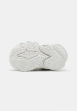 Adidas Originals OZWEEGO EL UNISEX - Trainers - Grey One/crystal White/beam Pink -Adidas Originals Shop b7edd4e5e94f4957b5cf20a4c86383be