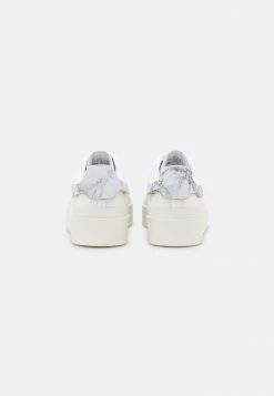 Adidas Originals STAN SMITH BONEGA - Trainers - Footwear White/gold Metallic -Adidas Originals Shop b88f00f5e96343a4a0cafe00d4721a16