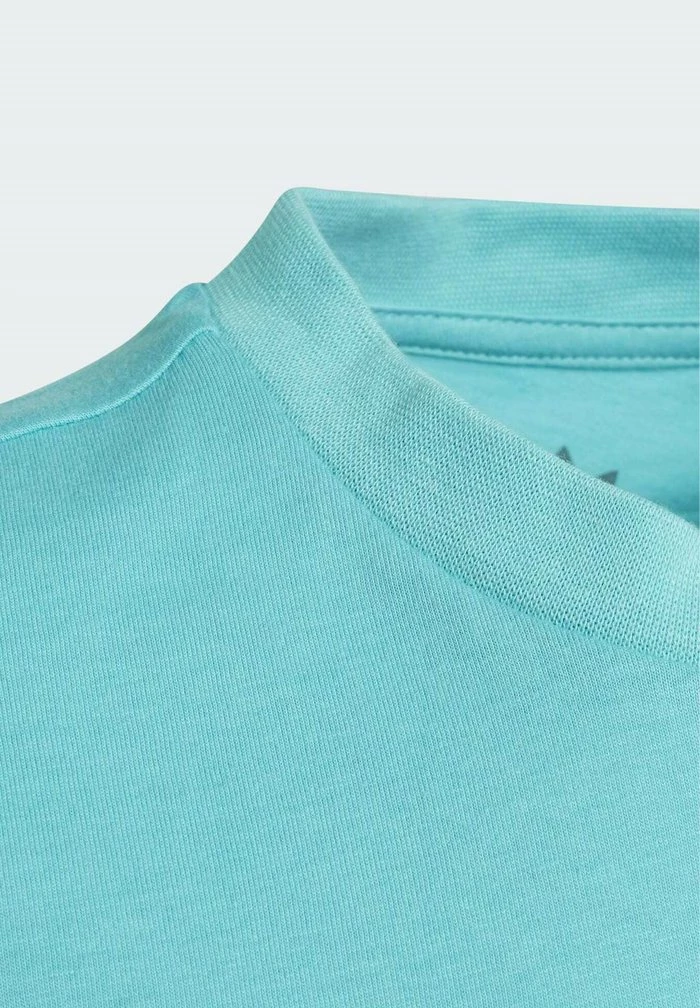 Adidas Originals Basic T-shirt - Turquoise 4 Adidas Originals Basic T-shirt - Turquoise - Image 4