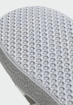 Adidas Originals GAZELLE SHOES - Trainers - Grey -Adidas Originals Shop ba104bb4f70d4c4cbb3a0348b2fad501