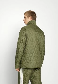 Adidas Originals QUILTED - Light Jacket - Focus Olive -Adidas Originals Shop bc4ce1bc7c8a48d7b83009d27ba91320