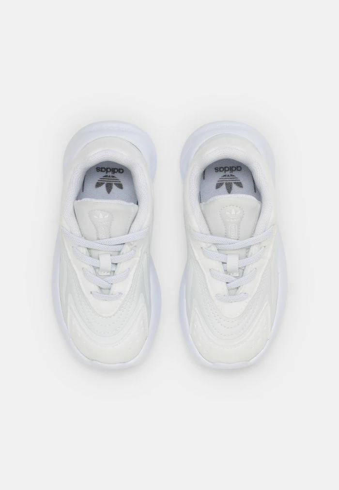 Adidas Originals OZELIA EL UNISEX - Trainers - White 4 Adidas Originals OZELIA EL UNISEX - Trainers - White - Image 4