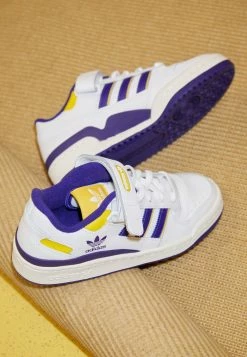 Adidas Originals FORUM - Trainers - Footwear White/team Colleg Purple/bright Gold -Adidas Originals Shop c24938827fa24db0b823b921c360a18c