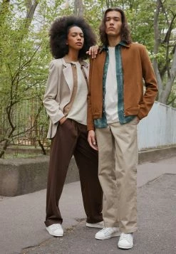 Adidas Originals SUPERSTAR 82 UNISEX - Trainers - Crystal White/ecru Tint/offwhite