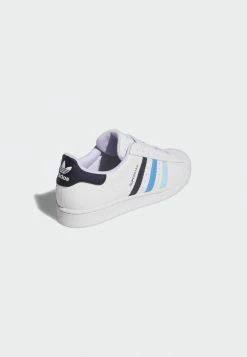Adidas Originals SUPERSTAR UNISEX - Trainers - White -Adidas Originals Shop c2fdae4c0f0d4e9bbc8617534710c849