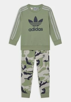 Adidas Originals CREW SET UNISEX - Tracksuit - Magic Lime/orbit Grey/shadow Navy
