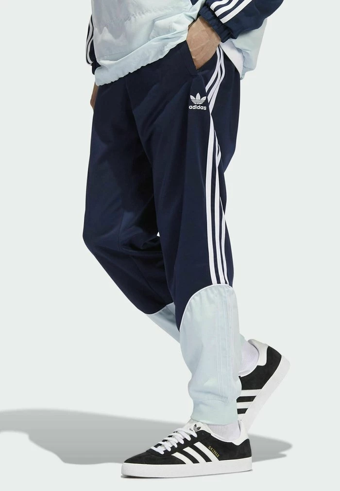 Adidas Originals SUPERSTAR - Tracksuit Bottoms - Collegiate Navy Almost Blue White 1 Adidas Originals SUPERSTAR - Tracksuit Bottoms - Collegiate Navy Almost Blue White