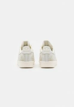 Adidas Originals SUPERSTAR 82 UNISEX - Trainers - Crystal White/ecru Tint/offwhite 12 Adidas Originals SUPERSTAR 82 UNISEX - Trainers - Crystal White/ecru Tint/offwhite -Adidas Originals Shop c6501f35346f41779c915ec652c22228