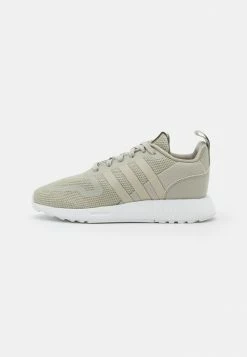 Adidas Originals MULTIX UNISEX - Trainers - Sesame/footwear White