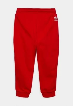 Adidas Originals HOODIE SET UNISEX - Tracksuit - Vivid Red -Adidas Originals Shop c70f83f7b97046938601339d65105830