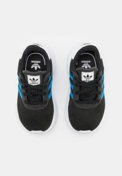 Adidas Originals LA TRAINER LITE UNISEX - Trainers - Core Black/blue Rush/footwear White 9 Adidas Originals LA TRAINER LITE UNISEX - Trainers - Core Black/blue Rush/footwear White -Adidas Originals Shop c714fd2887604c1ebc6a0d19fa3625a0
