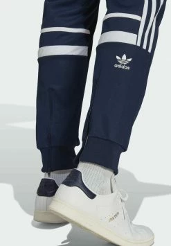 Adidas Originals CHALLENGER - Tracksuit Bottoms - Blue -Adidas Originals Shop c73c485a6908489281bddb810c6a1075