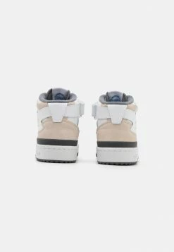 Adidas Originals FORUM MID UNISEX - Trainers - Footwear White/grey Five/gold Metallic -Adidas Originals Shop c84e0d3cce2446168cc6403d4a03a243