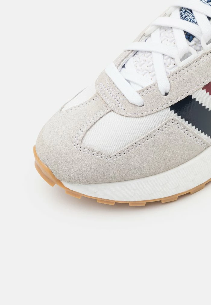 Adidas Originals RETROPY E5 UNISEX - Trainers - Footwear White/collegiate Navy/team Colleg Burgundy 6 Adidas Originals RETROPY E5 UNISEX - Trainers - Footwear White/collegiate Navy/team Colleg Burgundy - Image 6