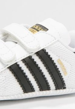 Adidas Originals SUPERSTAR - First Shoes - White/core Black -Adidas Originals Shop c9b1435b651e4cc68dd44bb3625d2a26