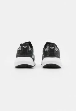 Adidas Originals SWIFT RUN 22 - Trainers - Core Black/footwear White/grey Five 9 Adidas Originals SWIFT RUN 22 - Trainers - Core Black/footwear White/grey Five -Adidas Originals Shop ca5852e6c46a478785c6b1c96dac469e