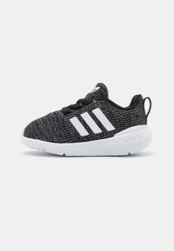 Adidas Originals SWIFT RUN 22 UNISEX - Trainers - Core Black/footwear White/grey Five