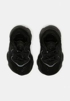 Adidas Originals OZWEEGO UNISEX - Trainers - Core Black/night 10 Adidas Originals OZWEEGO UNISEX - Trainers - Core Black/night -Adidas Originals Shop cb2e43c7e48645b09d87adbf7120c7e2