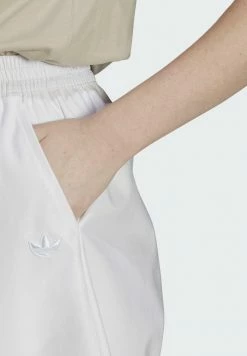 Adidas Originals Shorts - White 12 Adidas Originals Shorts - White -Adidas Originals Shop ccbcb01d1e304dbb858b77a0499add99