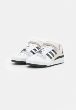 Adidas Originals FORUM LOW - Trainers - White -Adidas Originals Shop cdf7b45a97a7450a969f50f46390094d
