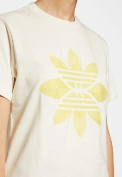 Adidas Originals GRAPHIC TEE - Print T-shirt - Non-dyed -Adidas Originals Shop cf10d0ad51764c8fabbbec9c9106f5b8