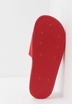 Adidas Originals ADILETTE LITE - Mules - Scarle/ftwwht/scarle 10 Adidas Originals ADILETTE LITE - Mules - Scarle/ftwwht/scarle -Adidas Originals Shop cfc2c82394c140b7a05a6510df54b659