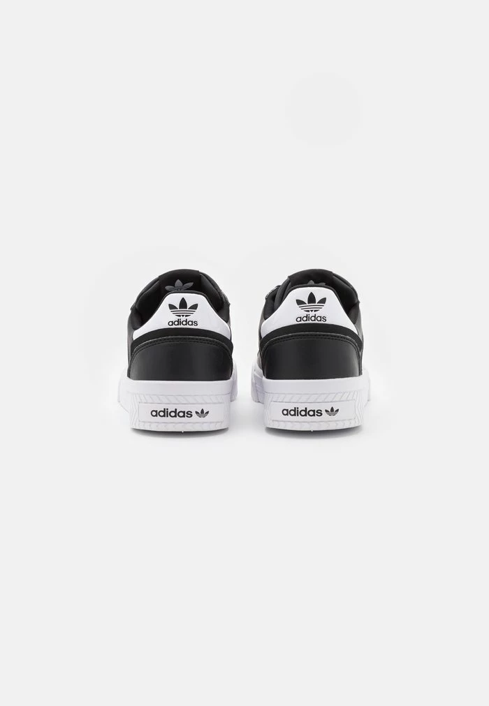 Adidas Originals COURT TOURINO - Trainers - Core Black/footwear White 4 Adidas Originals COURT TOURINO - Trainers - Core Black/footwear White - Image 4