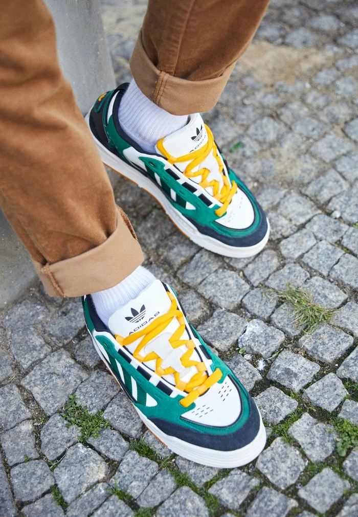 Adidas Originals ADI2000 UNISEX - Trainers - Cream White/dark Green/collegiate Gold 2 Adidas Originals ADI2000 UNISEX - Trainers - Cream White/dark Green/collegiate Gold - Image 2