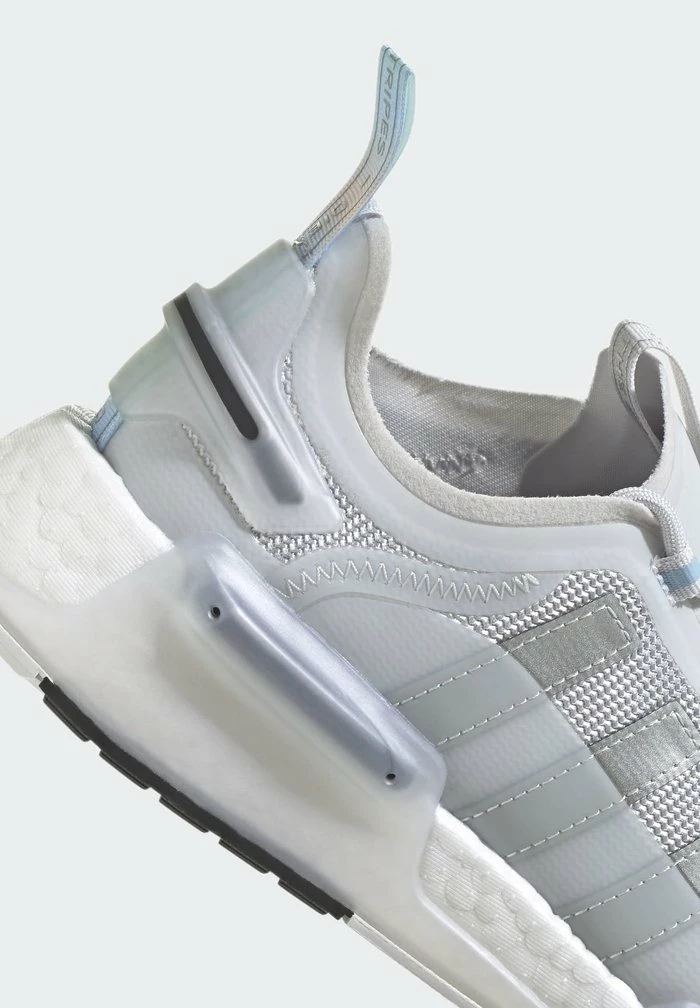 Adidas Originals Trainers - Grey 7 Adidas Originals Trainers - Grey - Image 7