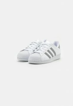 Adidas Originals SUPERSTAR UNISEX - Trainers - White -Adidas Originals Shop d118e1988e8e4c259982c139399ba10c