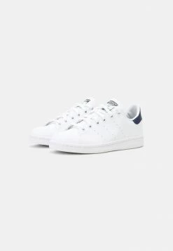 Adidas Originals STAN SMITH UNISEX - Trainers - White/dark Blue 8 Adidas Originals STAN SMITH UNISEX - Trainers - White/dark Blue -Adidas Originals Shop d16c931582844afb9deb317d8294d2ad