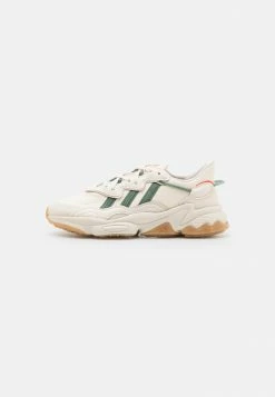 Adidas Originals OZWEEGO UNISEX - Trainers - Alumina/green Oxide