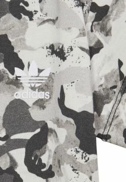 Adidas Originals Print T-shirt - Chalk White/grey Two/carbon/black -Adidas Originals Shop d4b1361614e447dcadf0b09c6dea86fe