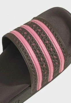 Adidas Originals ADILETTE - Mules - Brown -Adidas Originals Shop d4e70dbaacd64ff9adecdfbc1c094e26