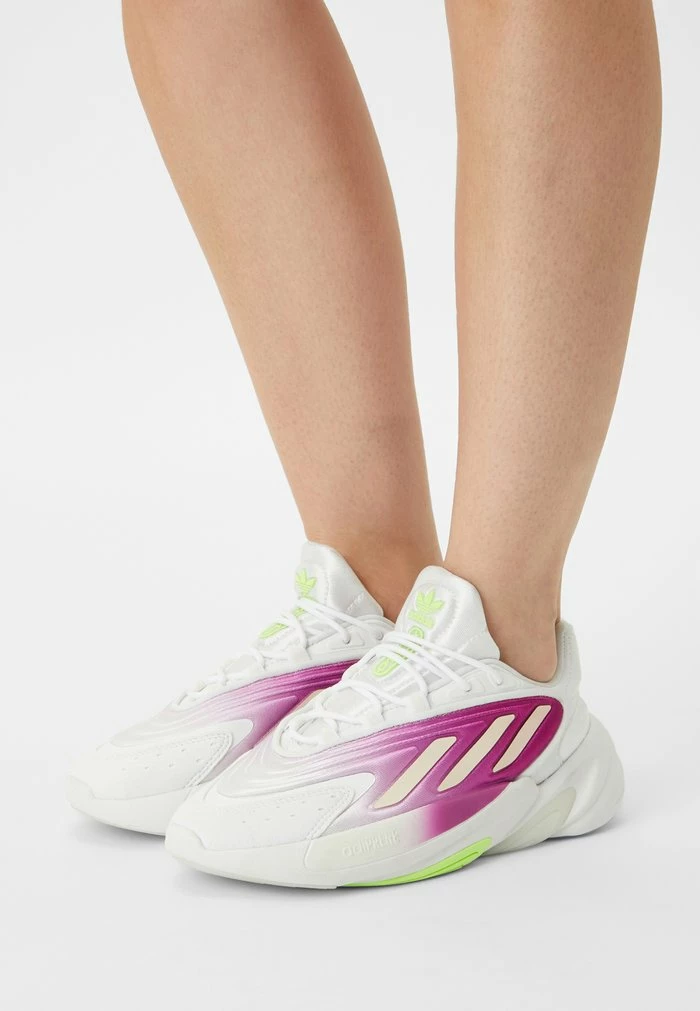 Adidas Originals OZELIA - Trainers - White/signal Green 4 Adidas Originals OZELIA - Trainers - White/signal Green - Image 4