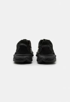 Adidas Originals OZWEEGO CELOX UNISEX - Trainers - Core Black/grey Five 8 Adidas Originals OZWEEGO CELOX UNISEX - Trainers - Core Black/grey Five -Adidas Originals Shop d53ebf7556c748da8d74bd8b0f9e924f