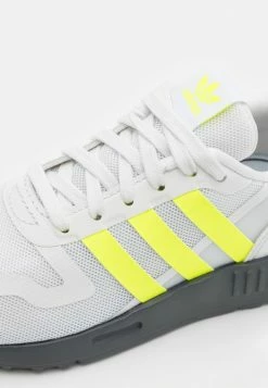 Adidas Originals MULTIX UNISEX - Trainers - Crystal White/solar Yellow/grey Five -Adidas Originals Shop d644548739054a79a993f1dd192719de
